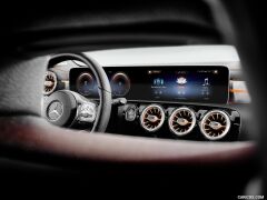 MERCEDES CLA TAM EKRAN 9H NANO EKRAN KORUYUCU